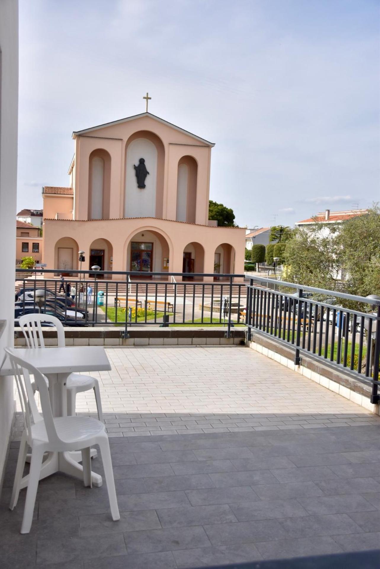 לידו די ג'סולו Hotel Portofino מראה חיצוני תמונה